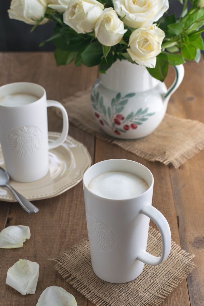 how to remove stains from tea and coffee cups
