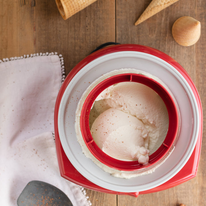 cinnamon ice cream