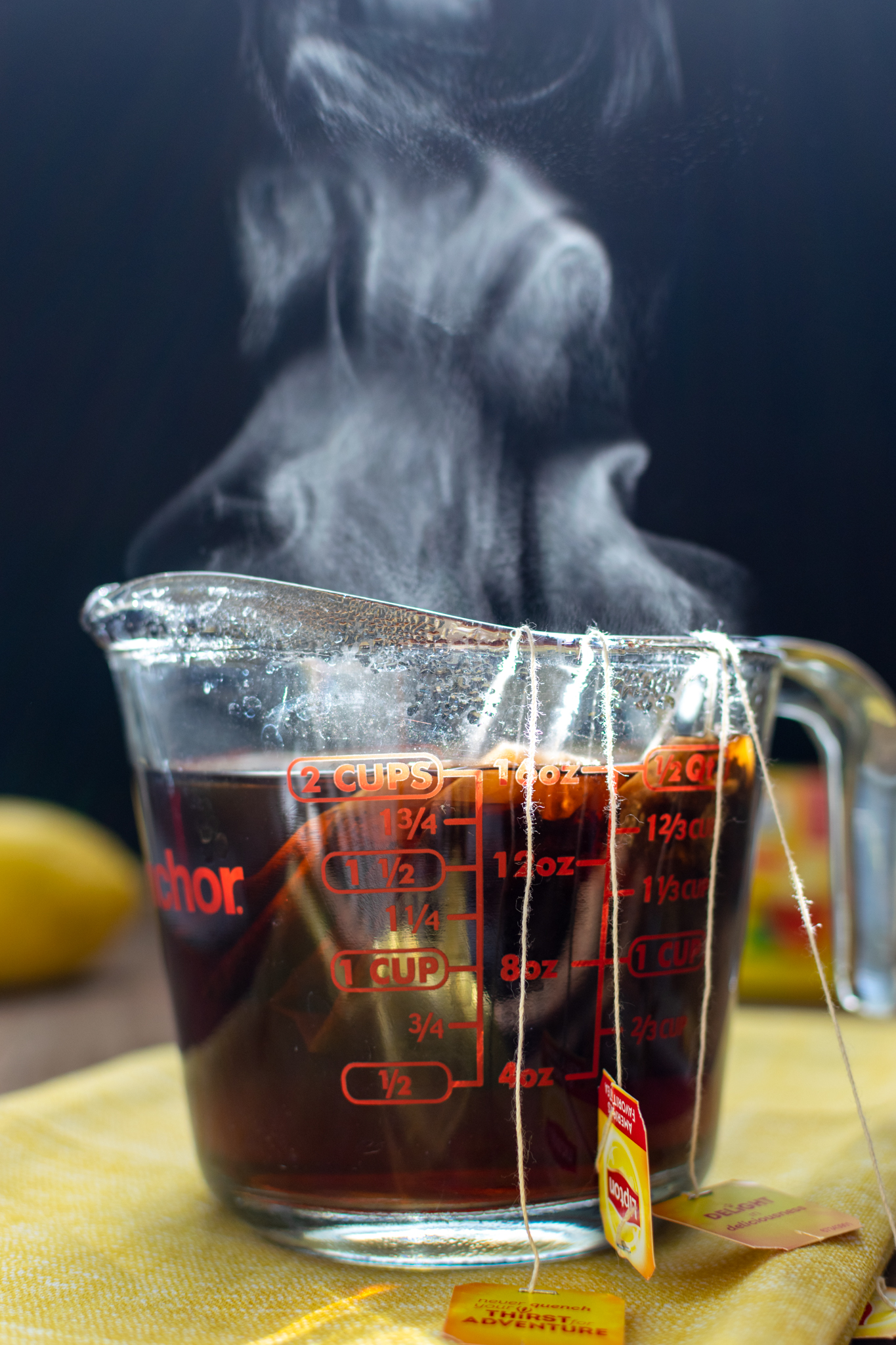 brewing lemon iced tea