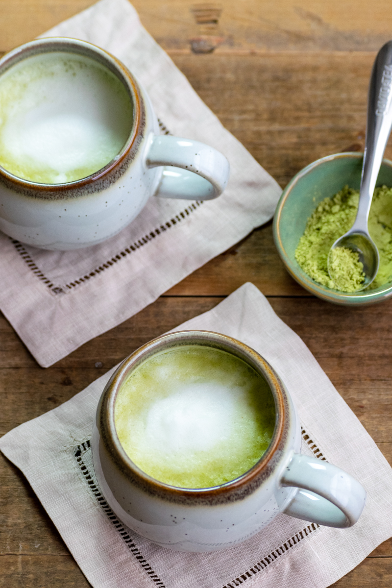 matcha powder and matcha lattes