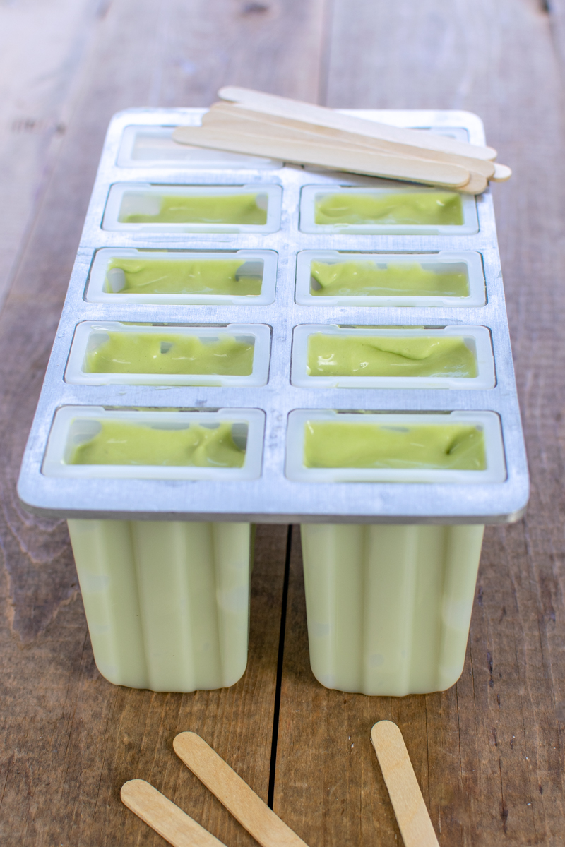 easy homemade matcha popsicles