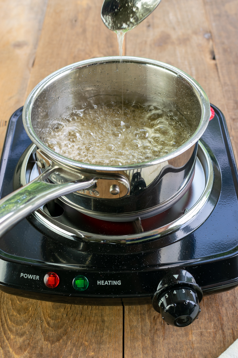 making caramel syrup at home