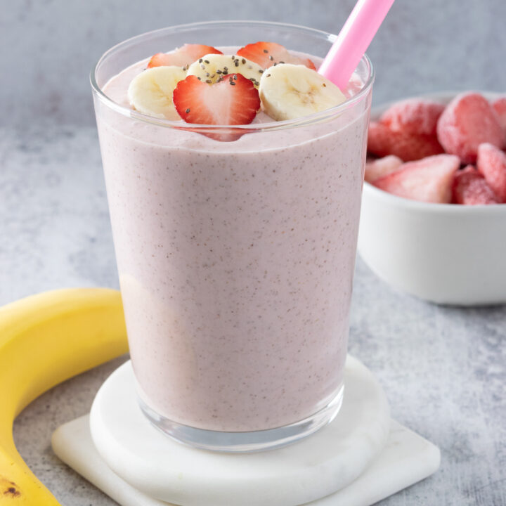 Strawberry Banana Chia Seed Smoothie