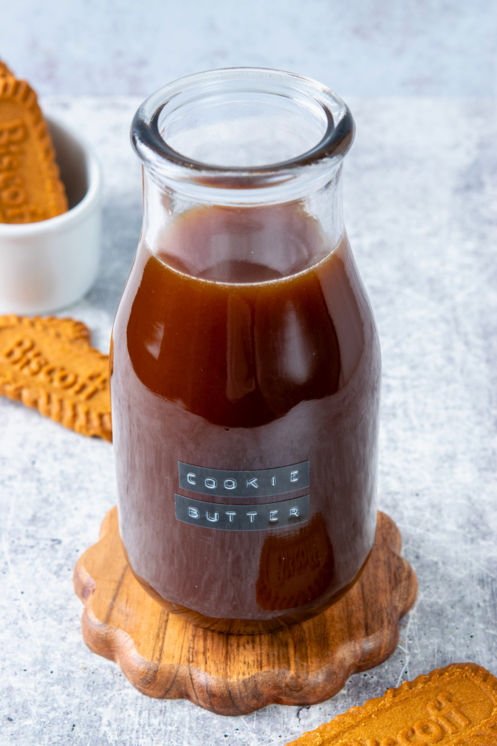 Homemade Cookie Butter Syrup (Biscoff Syrup) - Sweet Steep