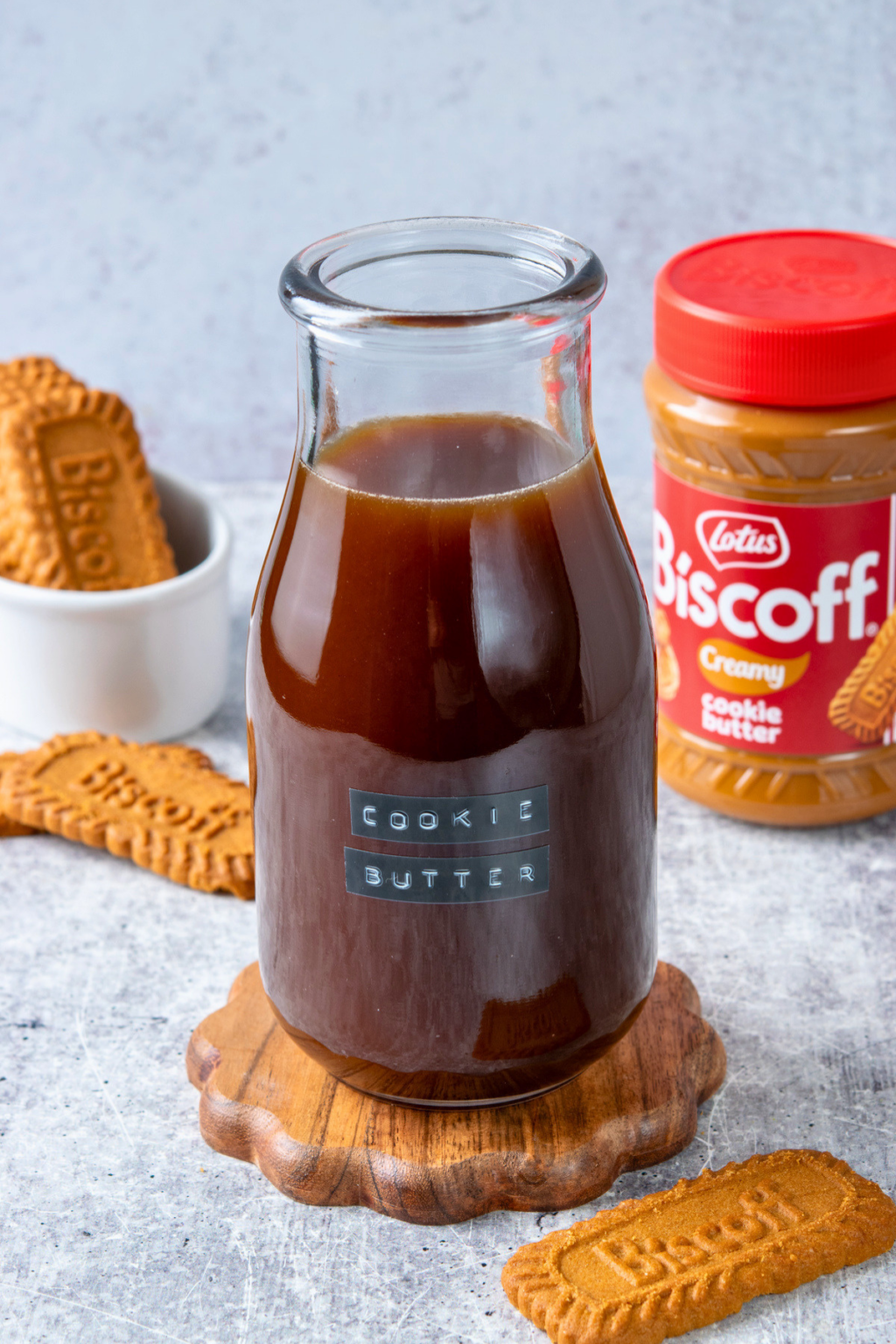 Homemade Cookie Butter Syrup (Biscoff Syrup) - Sweet Steep